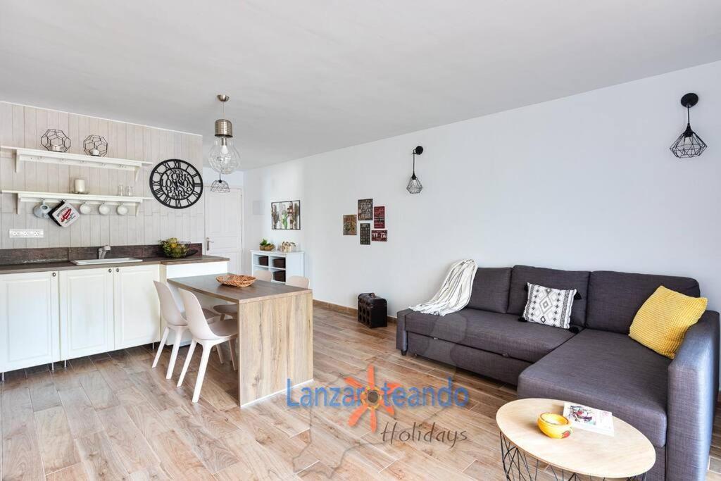 Vivienda Vacacional Cactus Costa Teguise Kültér fotó