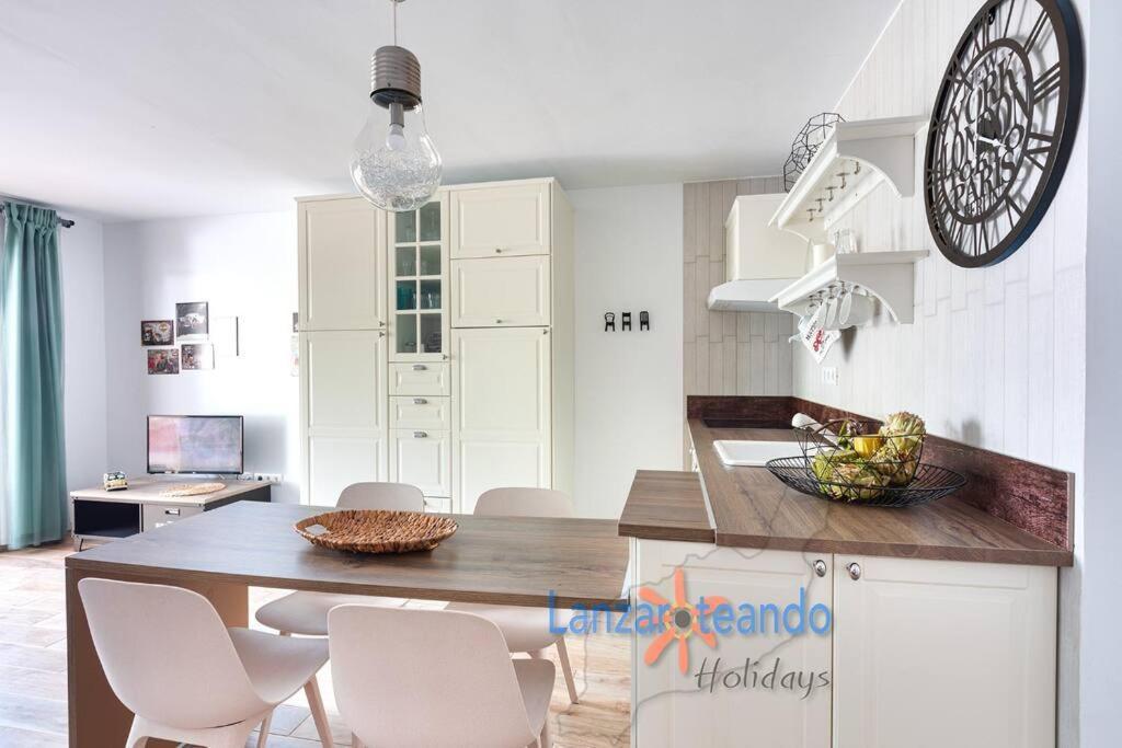 Vivienda Vacacional Cactus Costa Teguise Kültér fotó